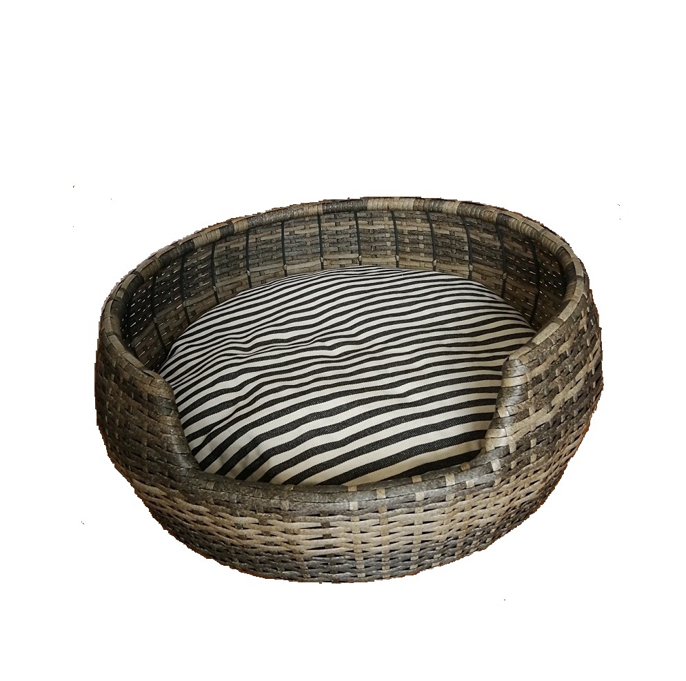 Round Rattan Pet Bed
